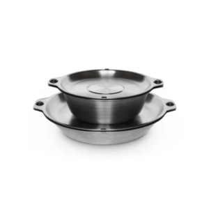 Magnetic bowls and plates set